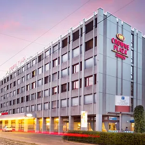 Crowne Plaza By Ihg Отель